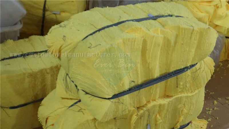 China Bulk Wholesale glass cleaning rags Manufacturer Custom Blue Microfiber Glass Towels Supplier
